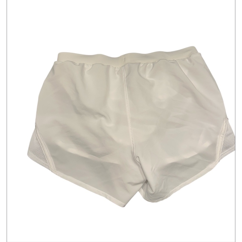 Under Armour White Athletic Shorts Lightweight Breathable - Picture 2 of 3